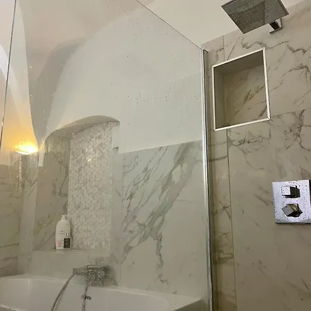 Apartment 120 M2, Hyper Centre Cathedrale Proximite Ajaccio (Corsica)