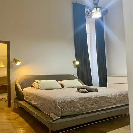 Apartment 120 M2, Hyper Centre Cathedrale Proximite